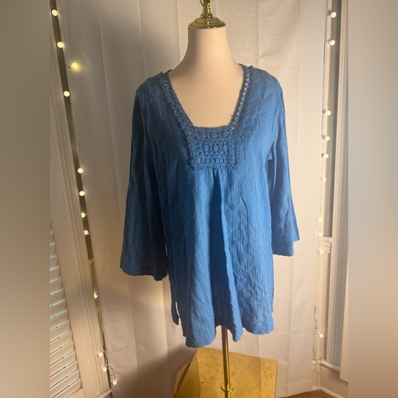 Trina Turk Relaxed Blue 3/4 Sleeve Smocked Tunic Bohemian size Large - Picture 1 of 8